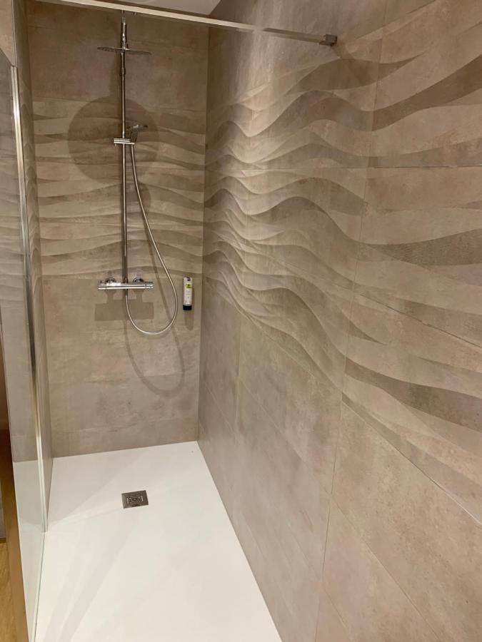 Le Relais De La Fontaine & Jacuzzi Villa Montcornet  Eksteriør bilde